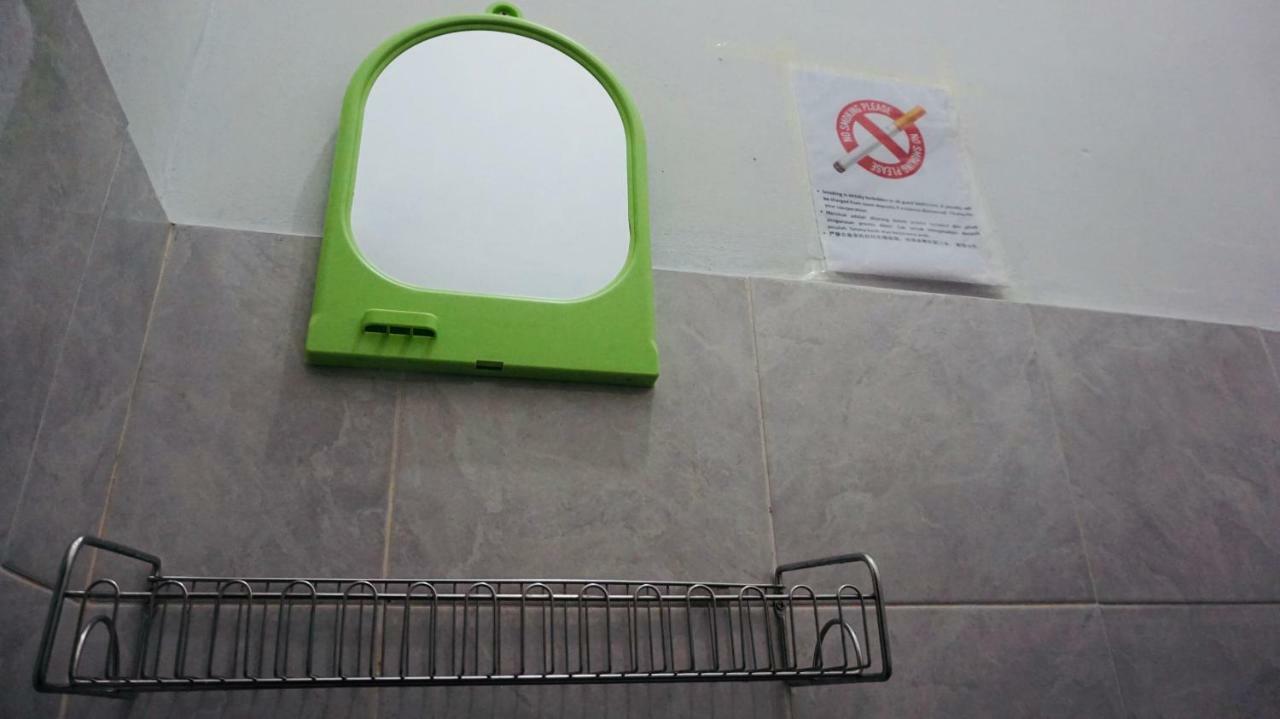 Jiaxin Hostel Ulu Tiram Exteriér fotografie