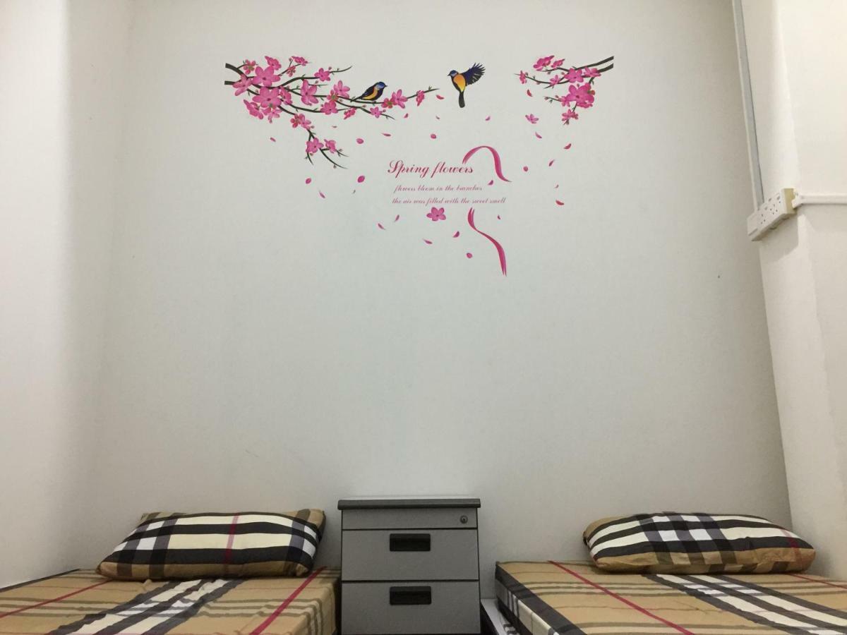 Jiaxin Hostel Ulu Tiram Exteriér fotografie